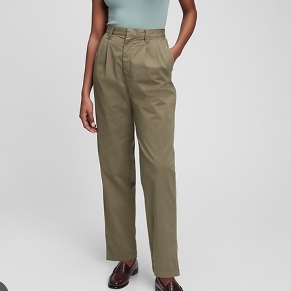 GAP Pants & Jumpsuits Gap High Rise Pleated Tapered Leg Khakis